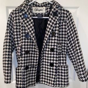 Joujou Size M fits like a small